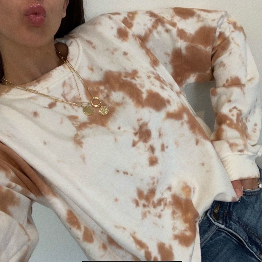 Utterly Obsessed Tie Dye Sweatshirt Size Large NWT